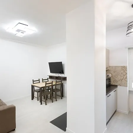 Mantegna By In Apartman Róma