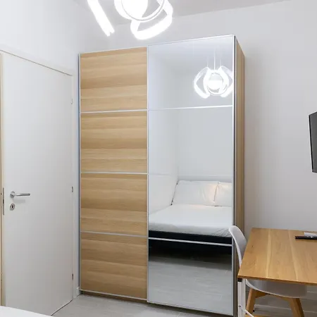 Apartament Mantegna By In Rzym